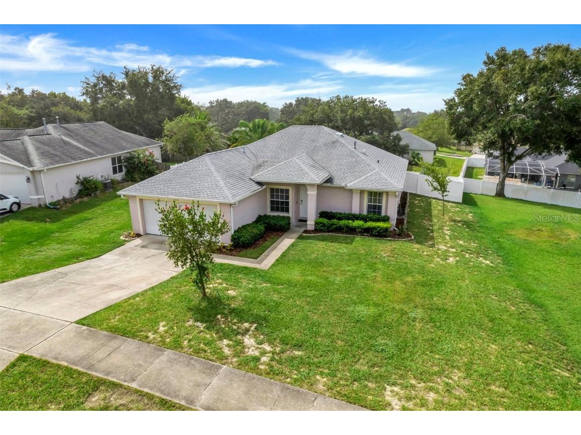 784 Meadow Park Drive Minneola FL 34715 O6146834 image1