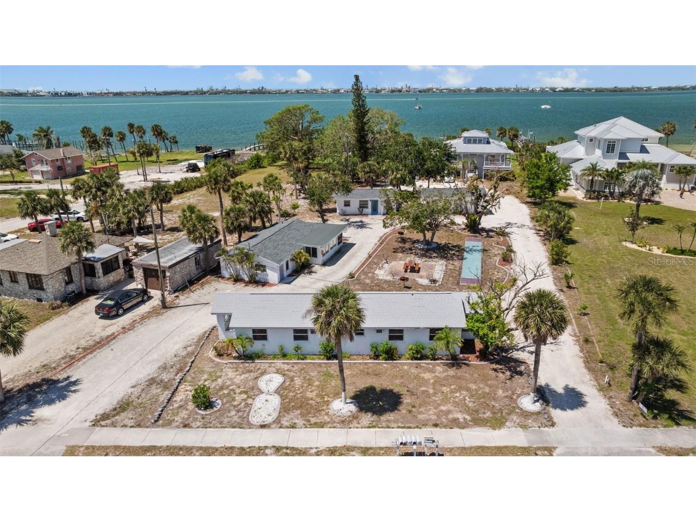 784 S Mccall Road Englewood FL 34223 - LEMON BAY O6328016 image1
