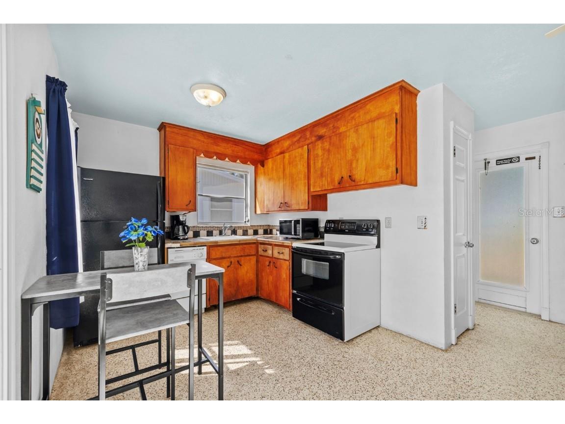 784 S Mccall Road Englewood FL 34223 - LEMON BAY O6328016 image10