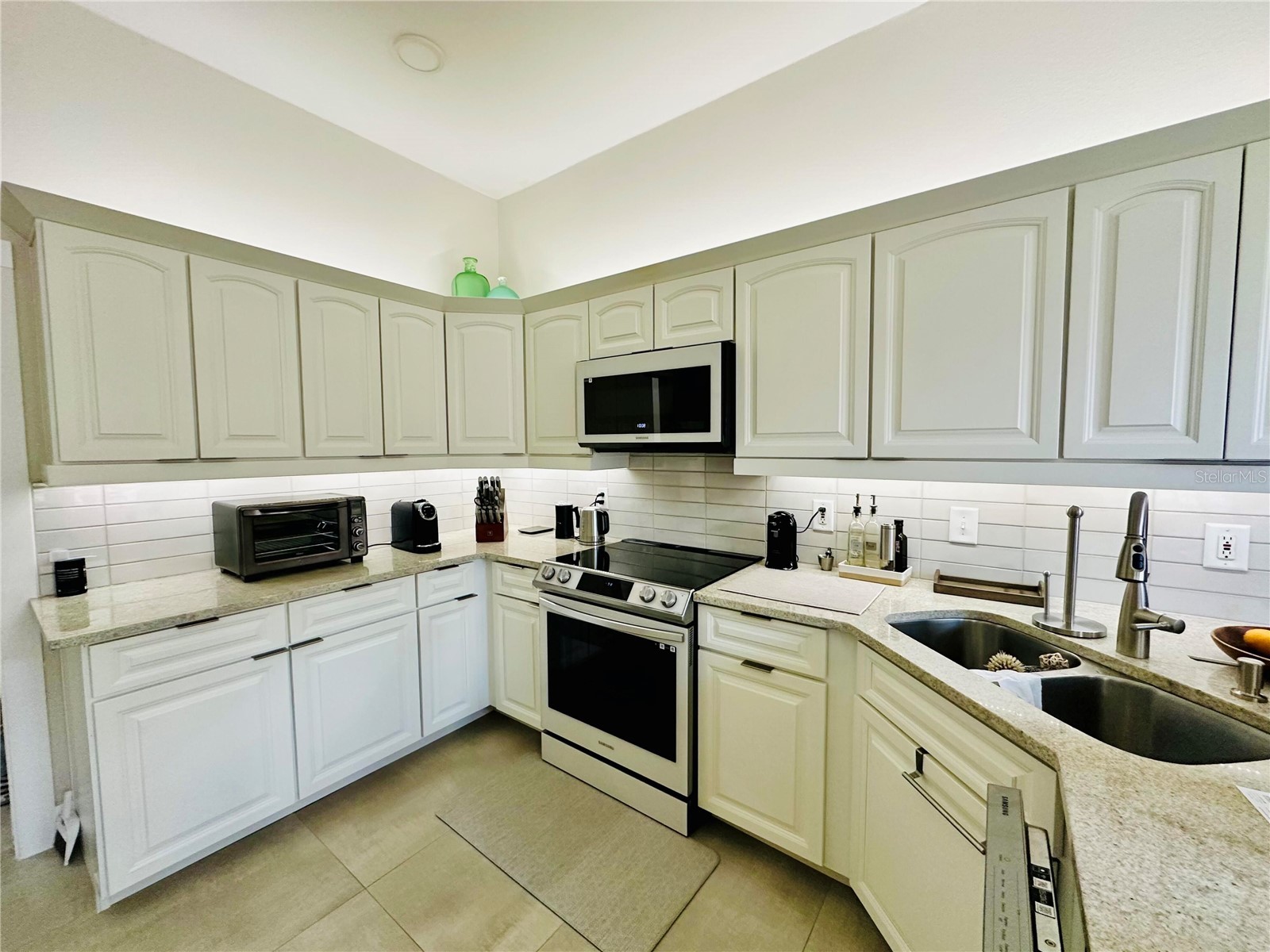 784 S Pennsylvania Avenue Winter Park FL 32789 O6408937 image10