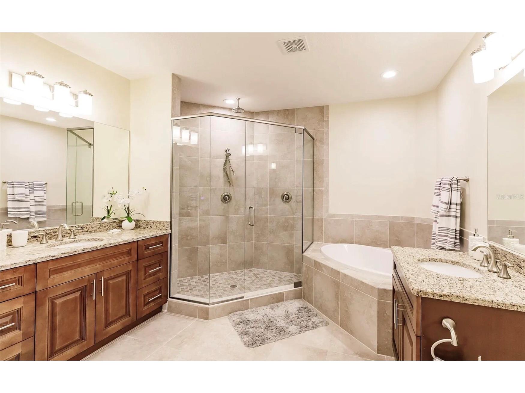 7840 34th Avenue W #102 Bradenton FL 34209 A4691660 image22