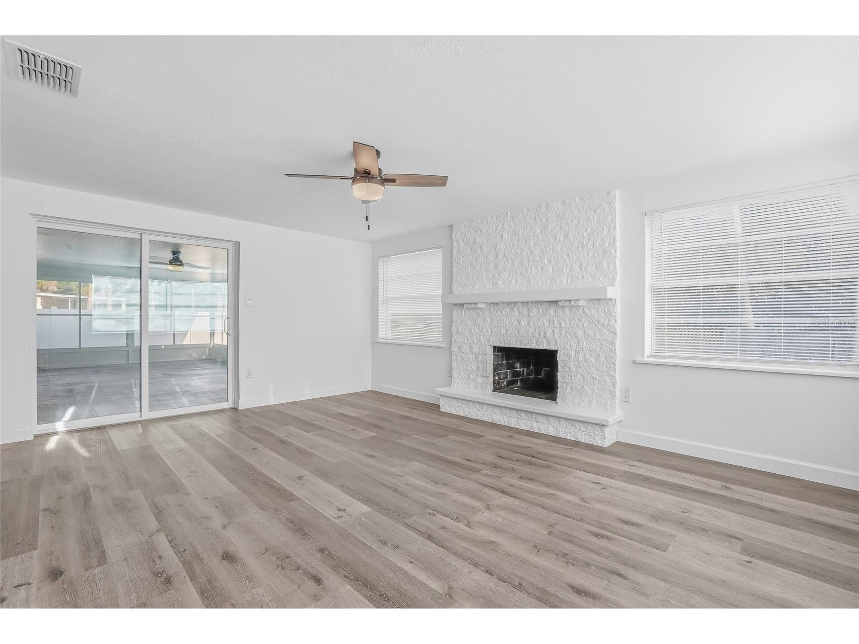 7840 Gulf Way Hudson FL 34667 TB8489517 image16