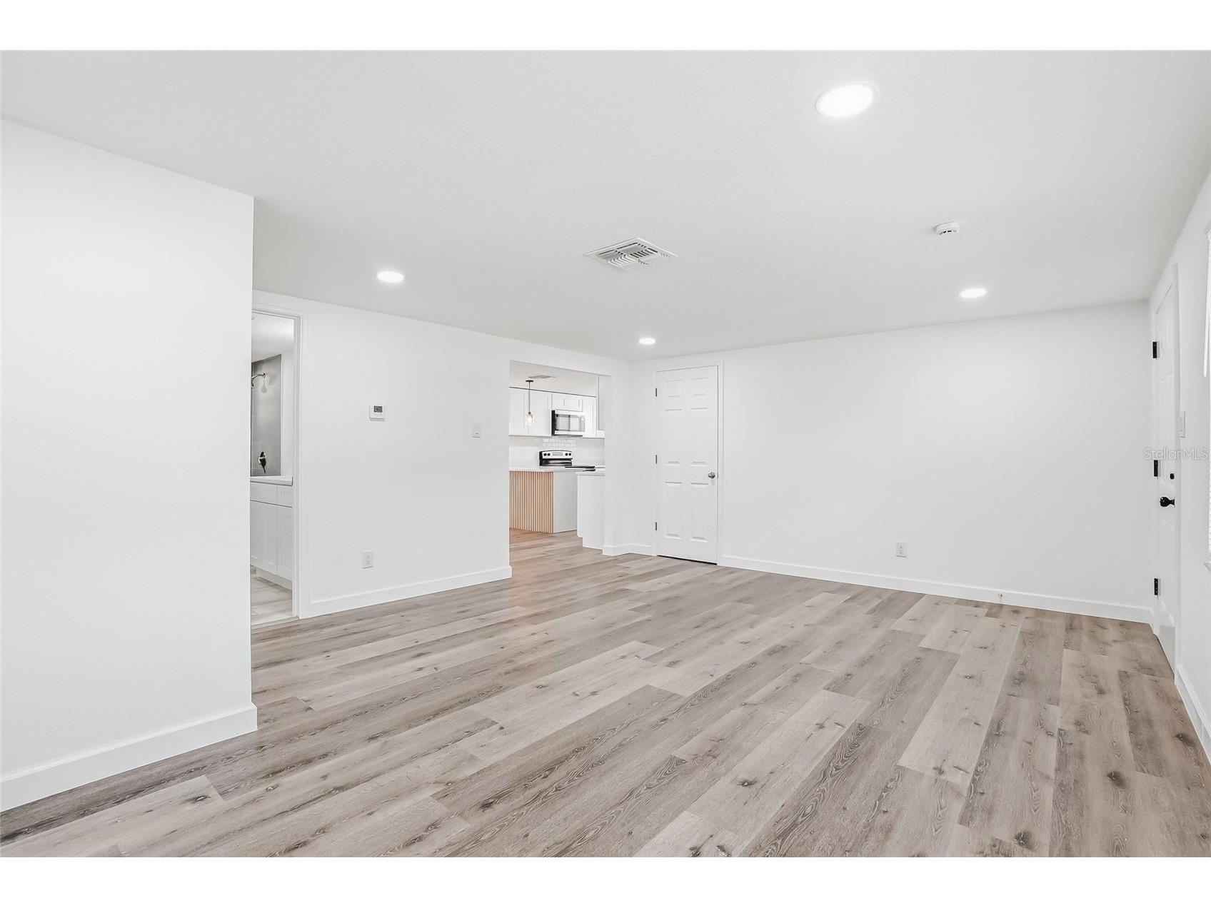 7840 Gulf Way Hudson FL 34667 TB8489517 image3