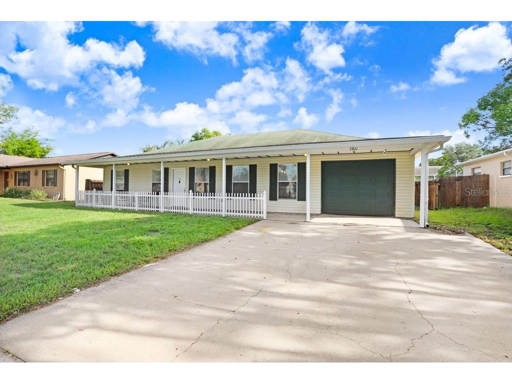 7841 Royal Stewart Drive New Port Richey FL 34653 TB8402258 image1