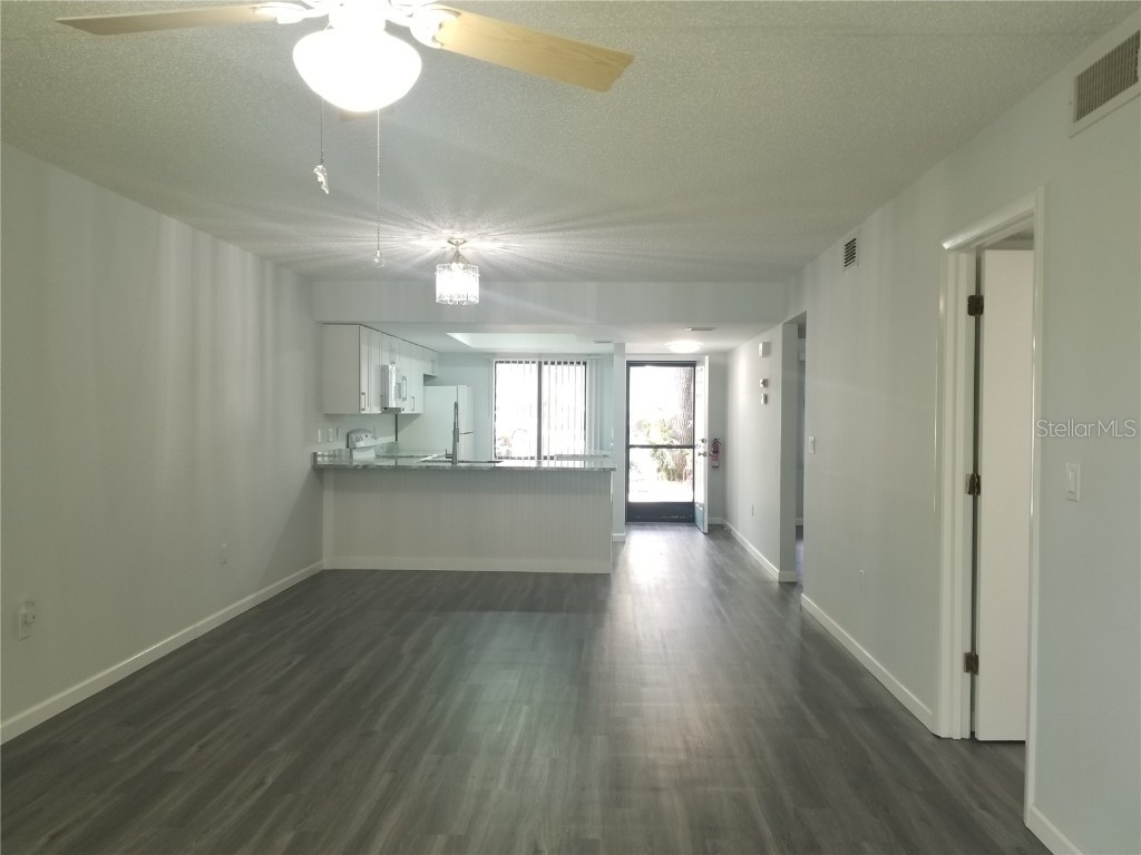 7842 Eagle Creek Drive #7842 Sarasota FL 34243 A4648853 image14