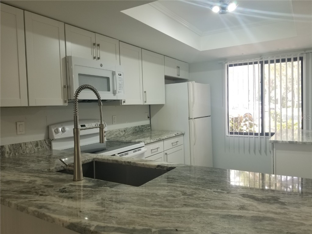 7842 Eagle Creek Drive #7842 Sarasota FL 34243 A4648853 image5