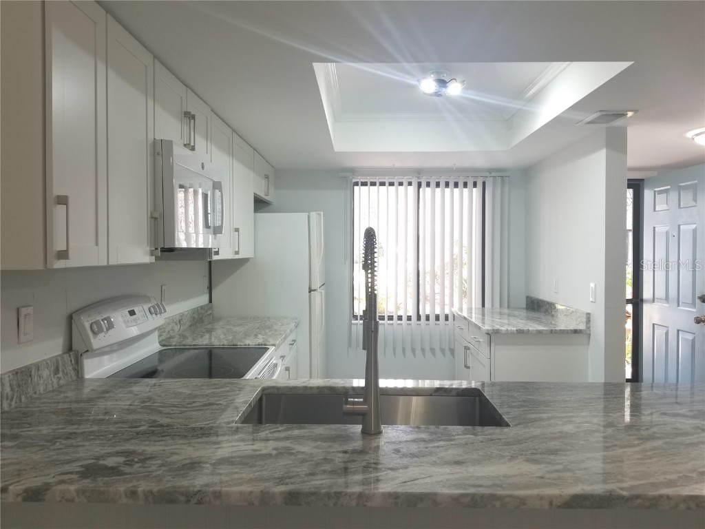 7842 Eagle Creek Drive #7842 Sarasota FL 34243 A4648853 image8