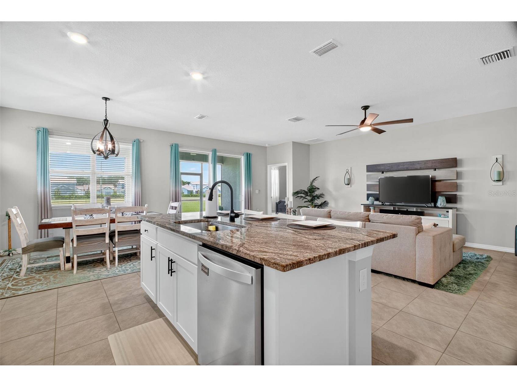 7842 June Lane Wildwood FL 34785 OM707663 image6