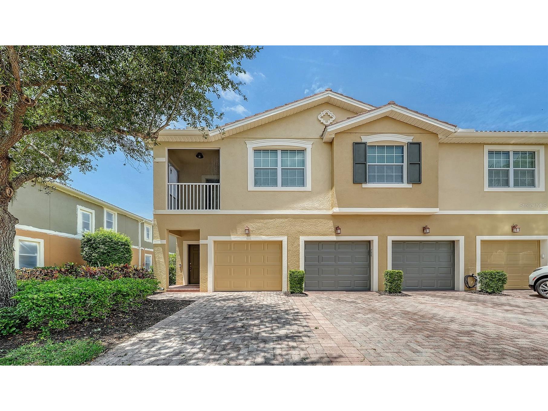 7843 Moonstone Drive #24-202 Sarasota FL 34233 A4692944 image1