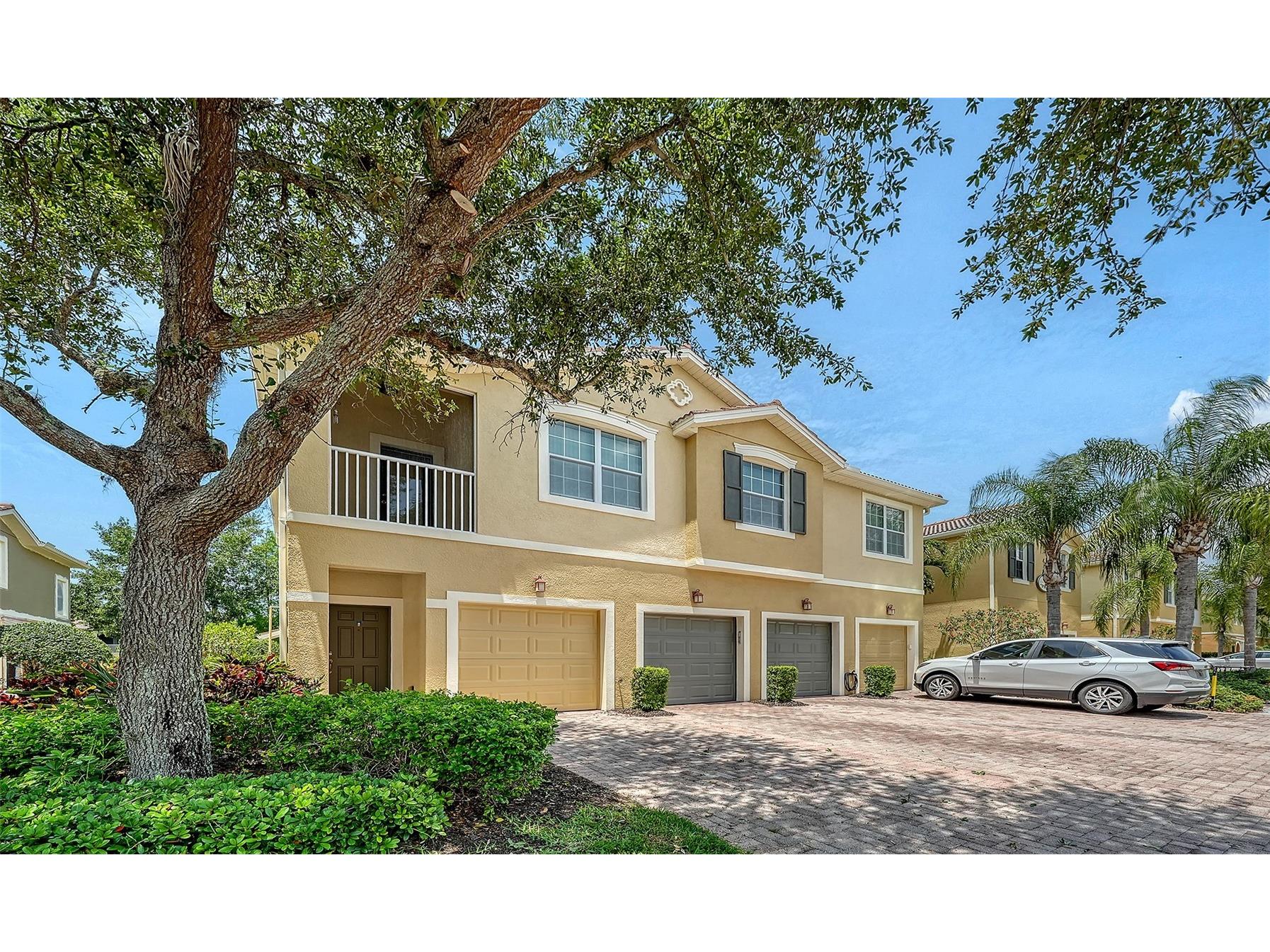 7843 Moonstone Drive #24-202 Sarasota FL 34233 A4692944 image2