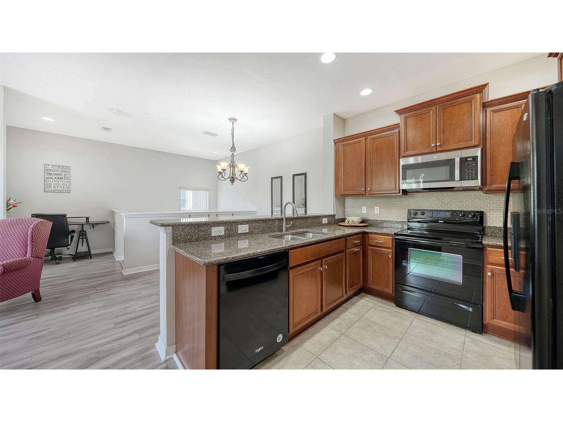 7843 Moonstone Drive #24-202 Sarasota FL 34233 A4692944 image6