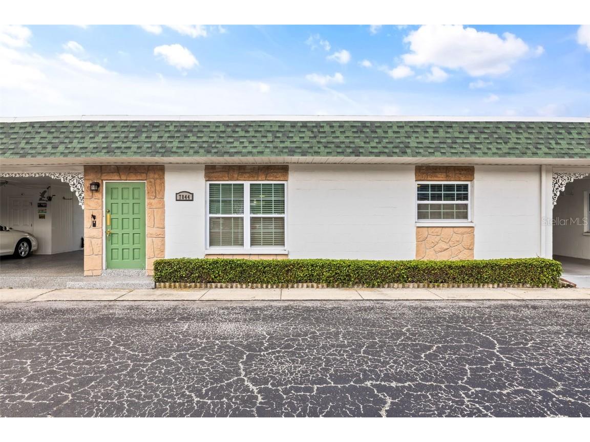 7844 38th Place N Saint Petersburg FL 33709 U8249397 image1