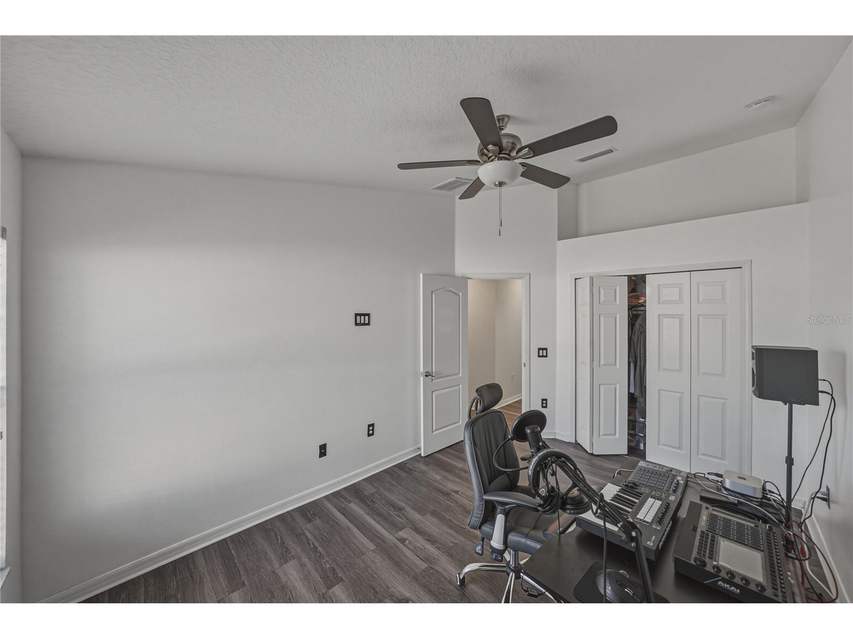 7845 Merchantville Circle Zephyrhills FL 33540 TB8481517 image14