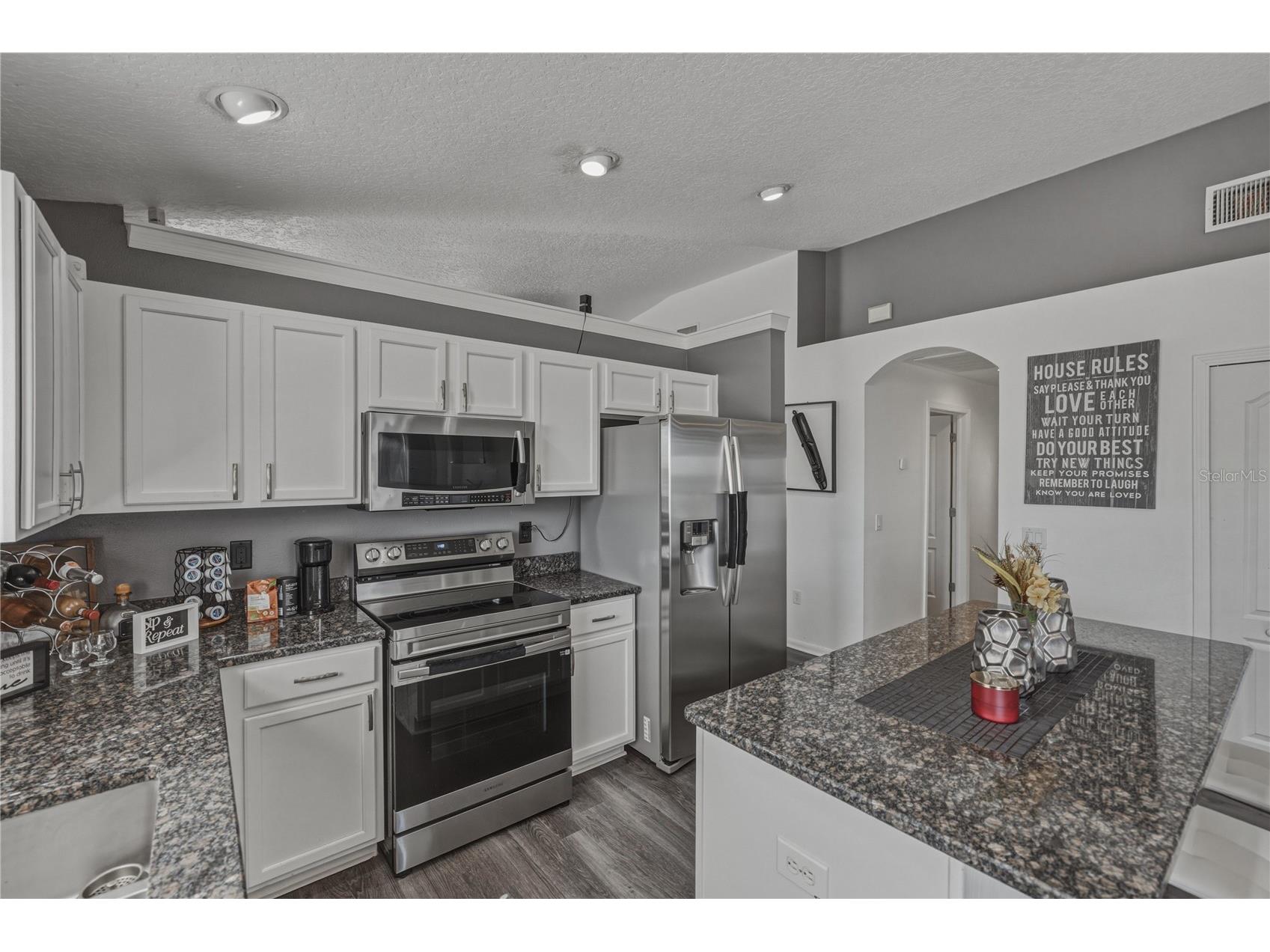 7845 Merchantville Circle Zephyrhills FL 33540 TB8481517 image25