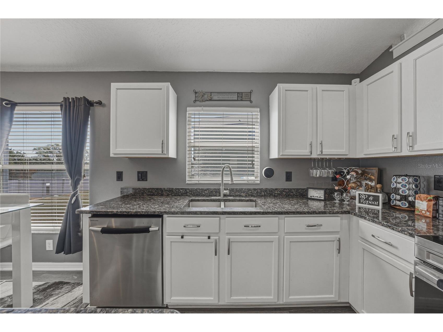 7845 Merchantville Circle Zephyrhills FL 33540 TB8481517 image27