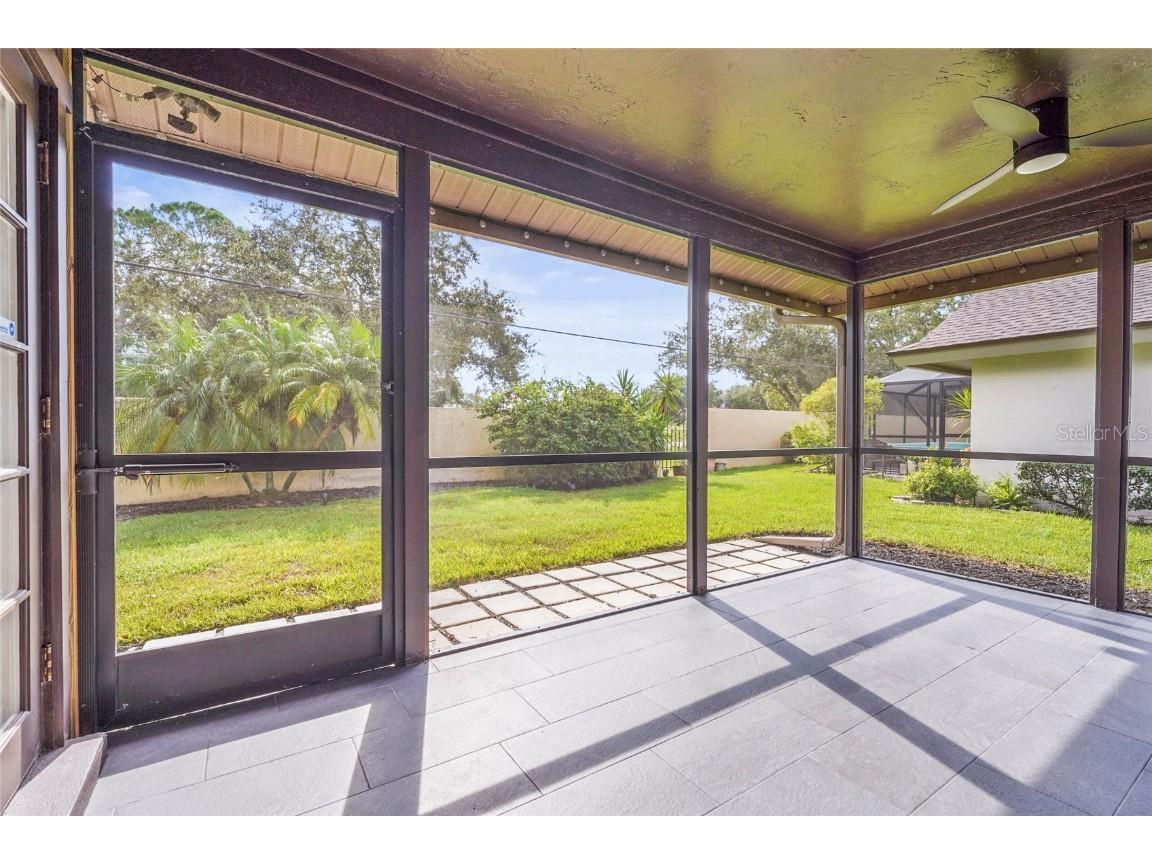 7845 Pine Trace Drive Sarasota FL 34243 A4665103 image38