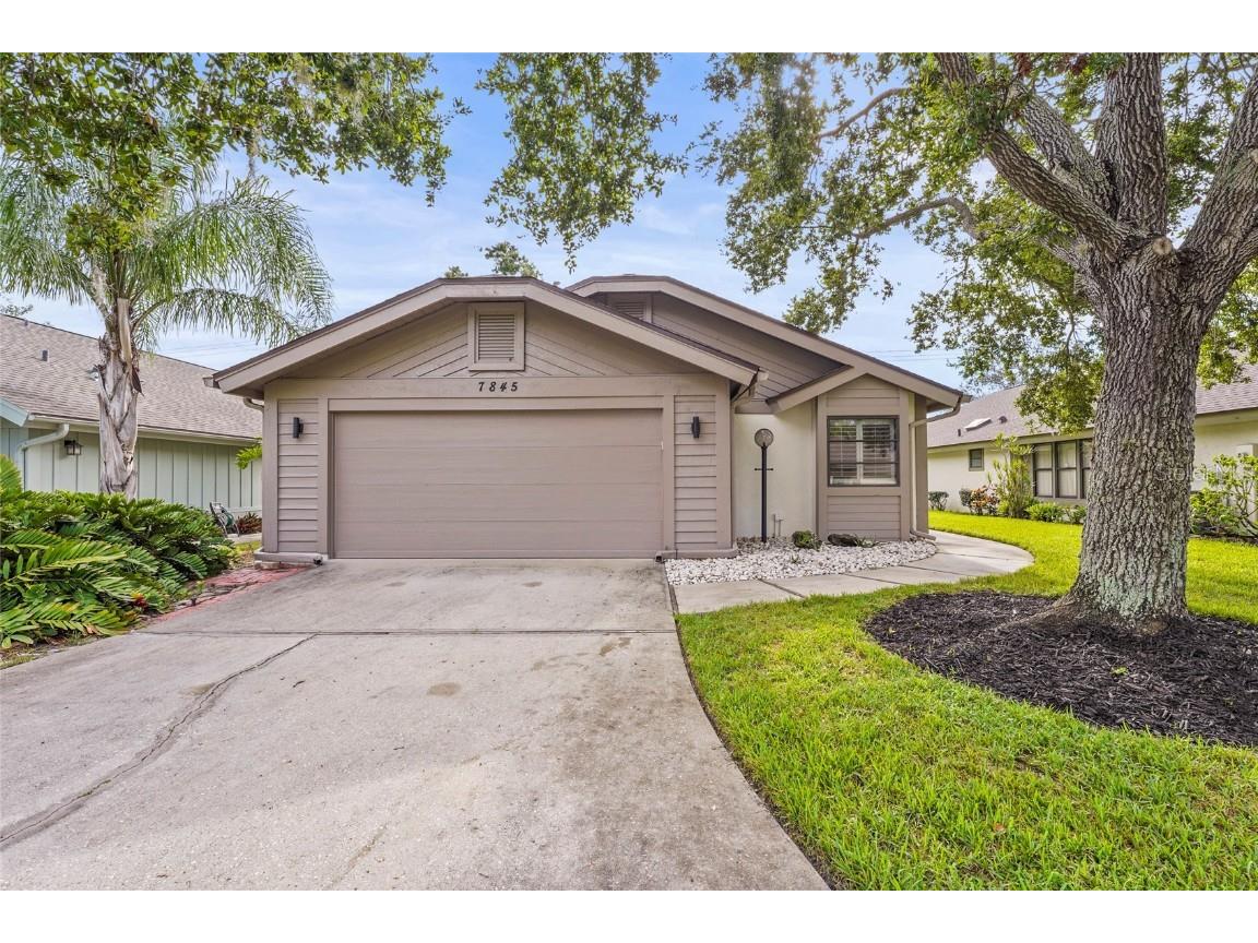 7845 Pine Trace Drive Sarasota FL 34243 A4665103 image4