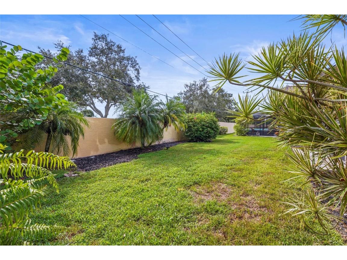 7845 Pine Trace Drive Sarasota FL 34243 A4665103 image43