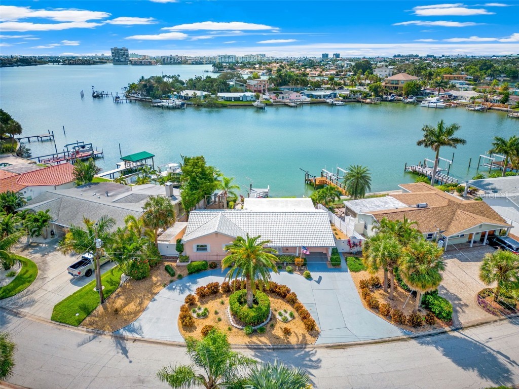 7846 4th Avenue S Saint Petersburg FL 33707 U8181197 image1