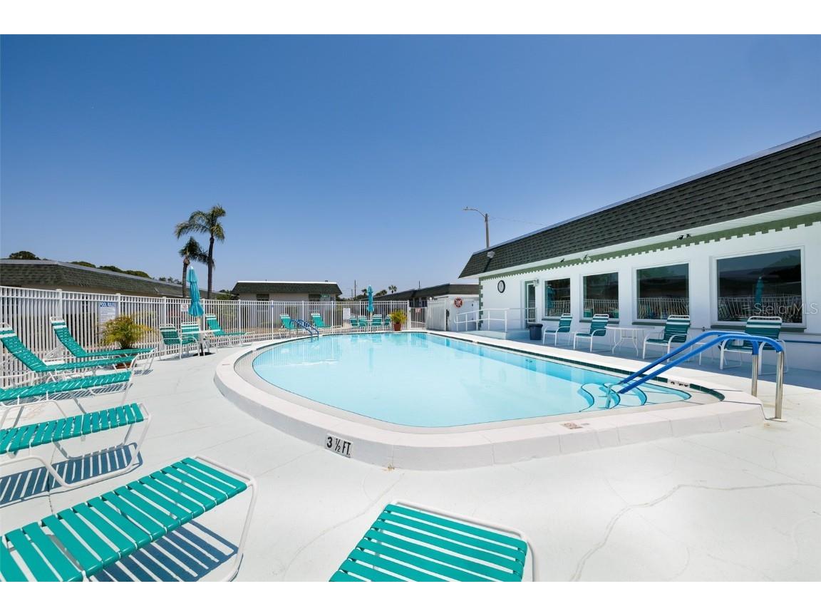 7847 39th Terrace N Saint Petersburg FL 33709 TB8353932 image2