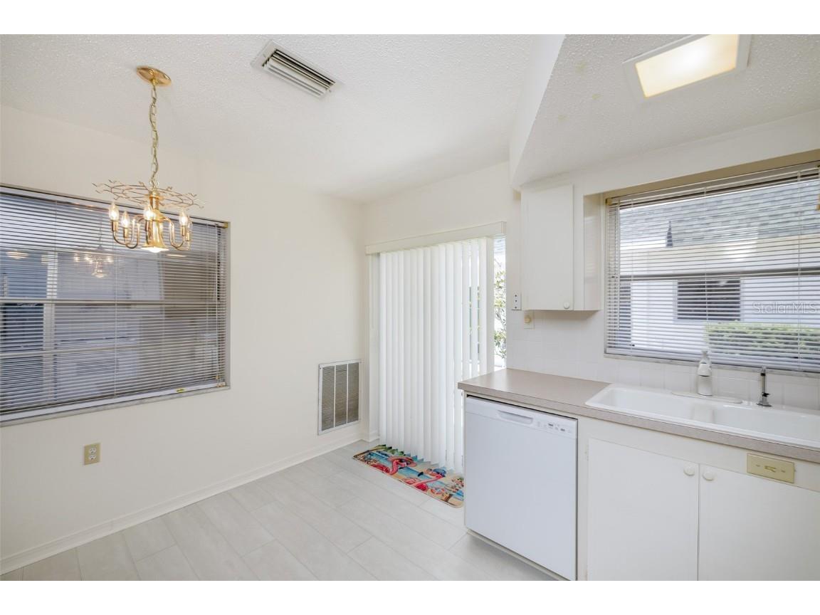 7847 39th Terrace N Saint Petersburg FL 33709 TB8353932 image5