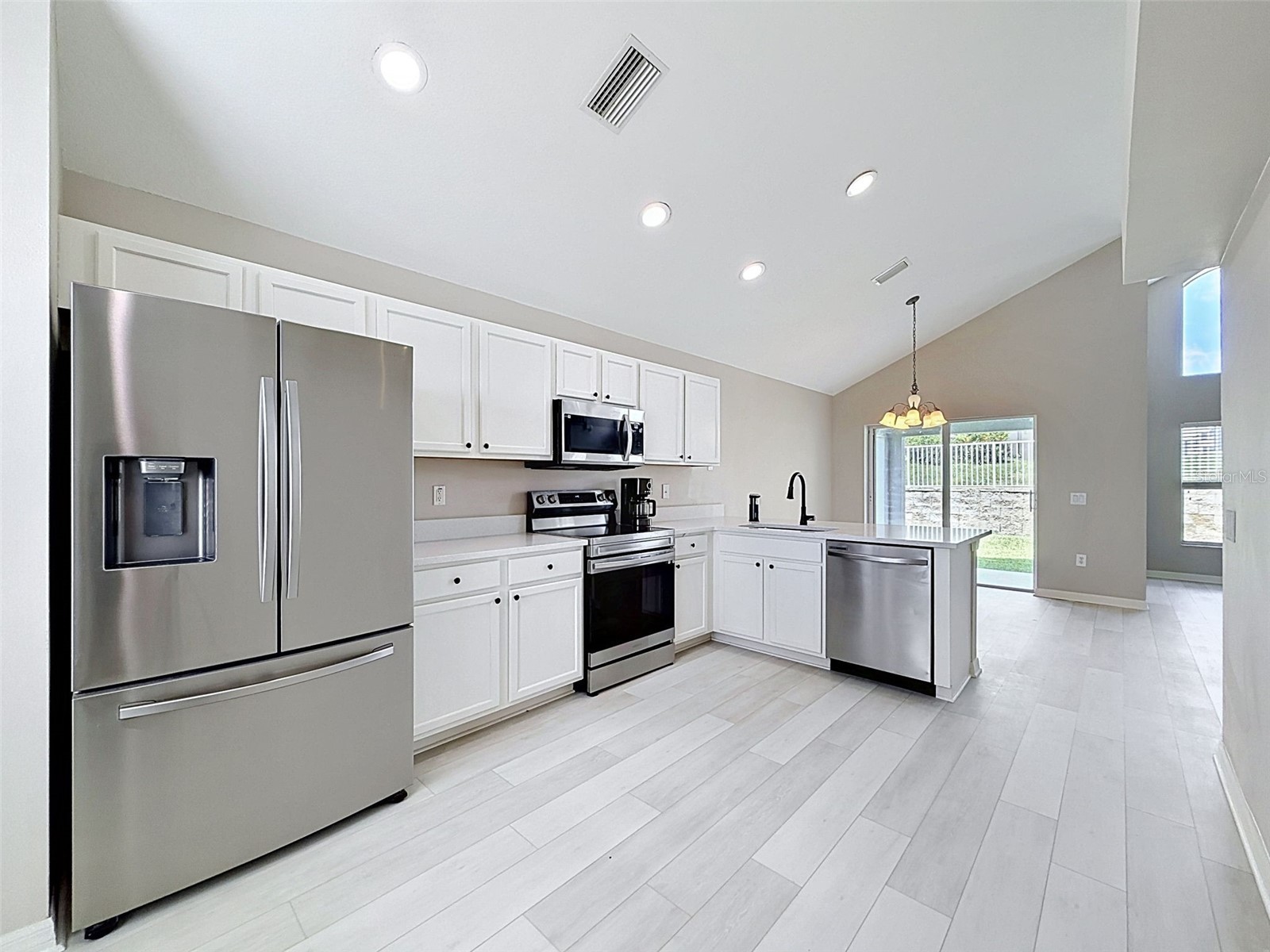 7848 Merchantville Cir Zephyrhills FL 33540 W7886569 image10