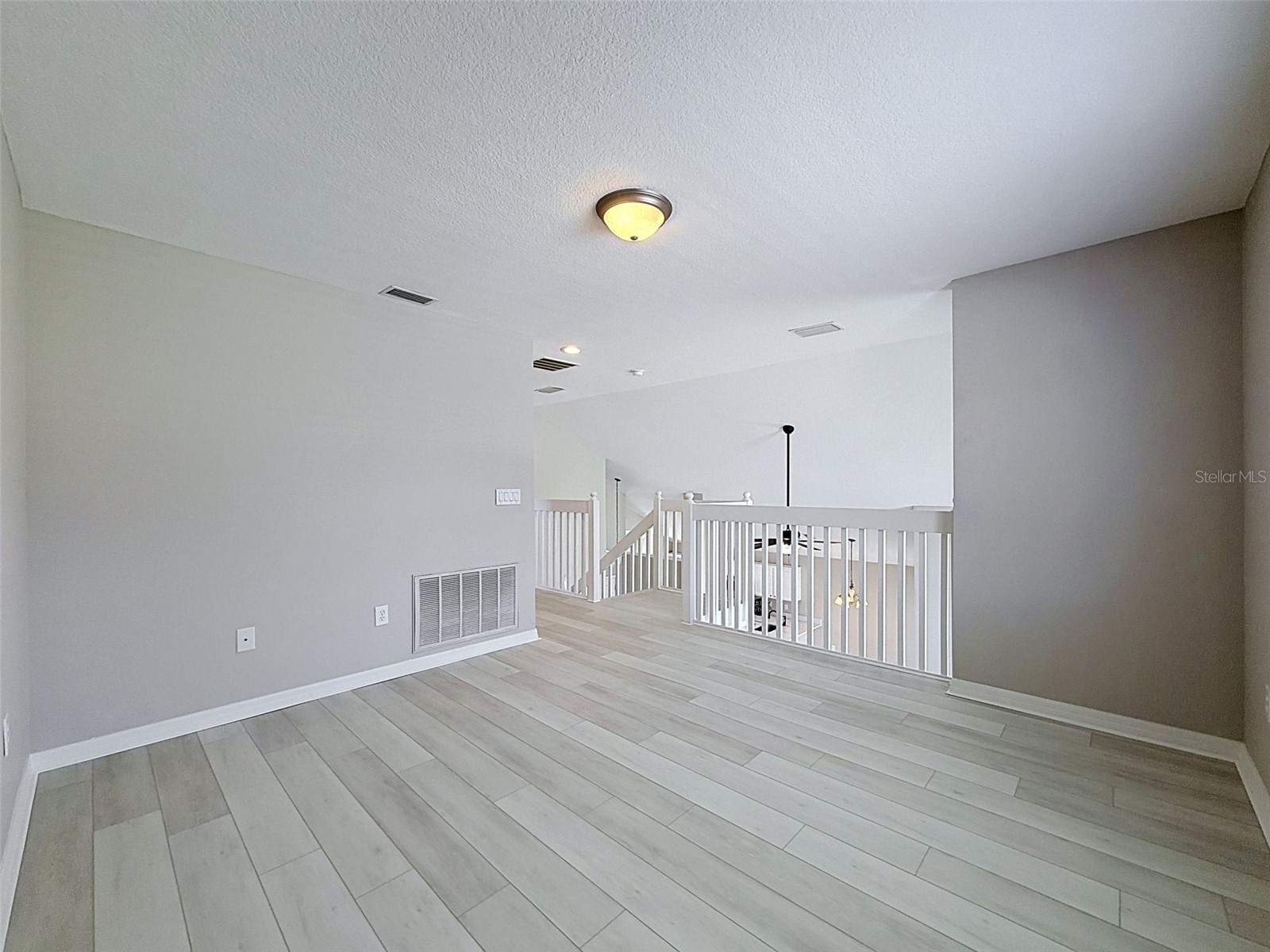 7848 Merchantville Cir Zephyrhills FL 33540 W7886569 image15