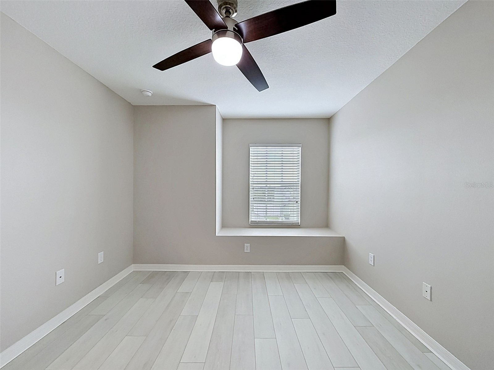 7848 Merchantville Cir Zephyrhills FL 33540 W7886569 image16