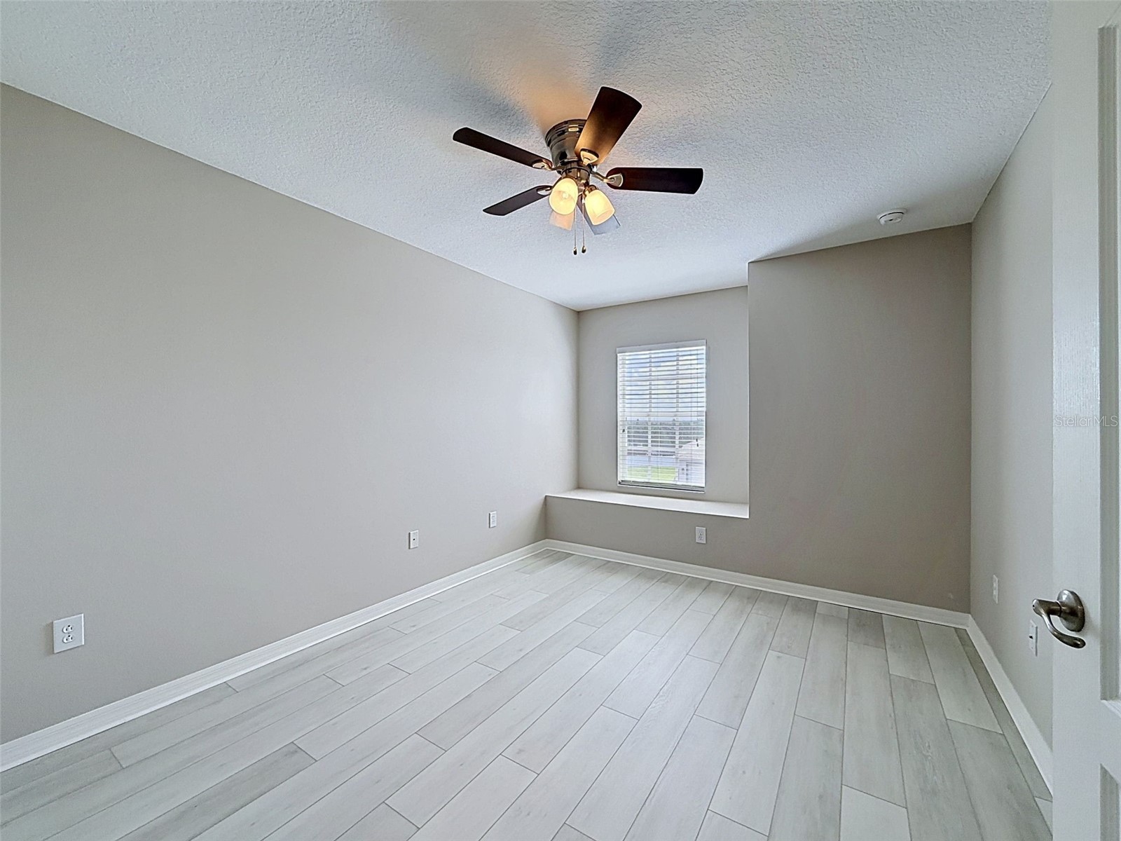 7848 Merchantville Cir Zephyrhills FL 33540 W7886569 image18