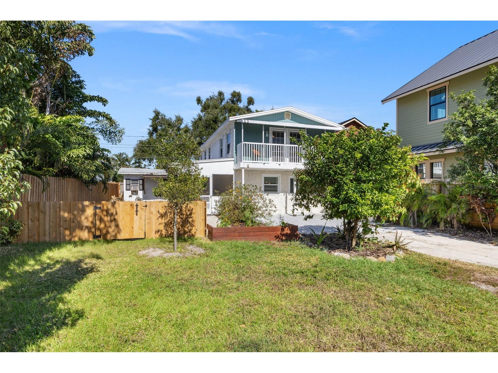 785 23rd Avenue N Saint Petersburg FL 33704 TB8444992 image2