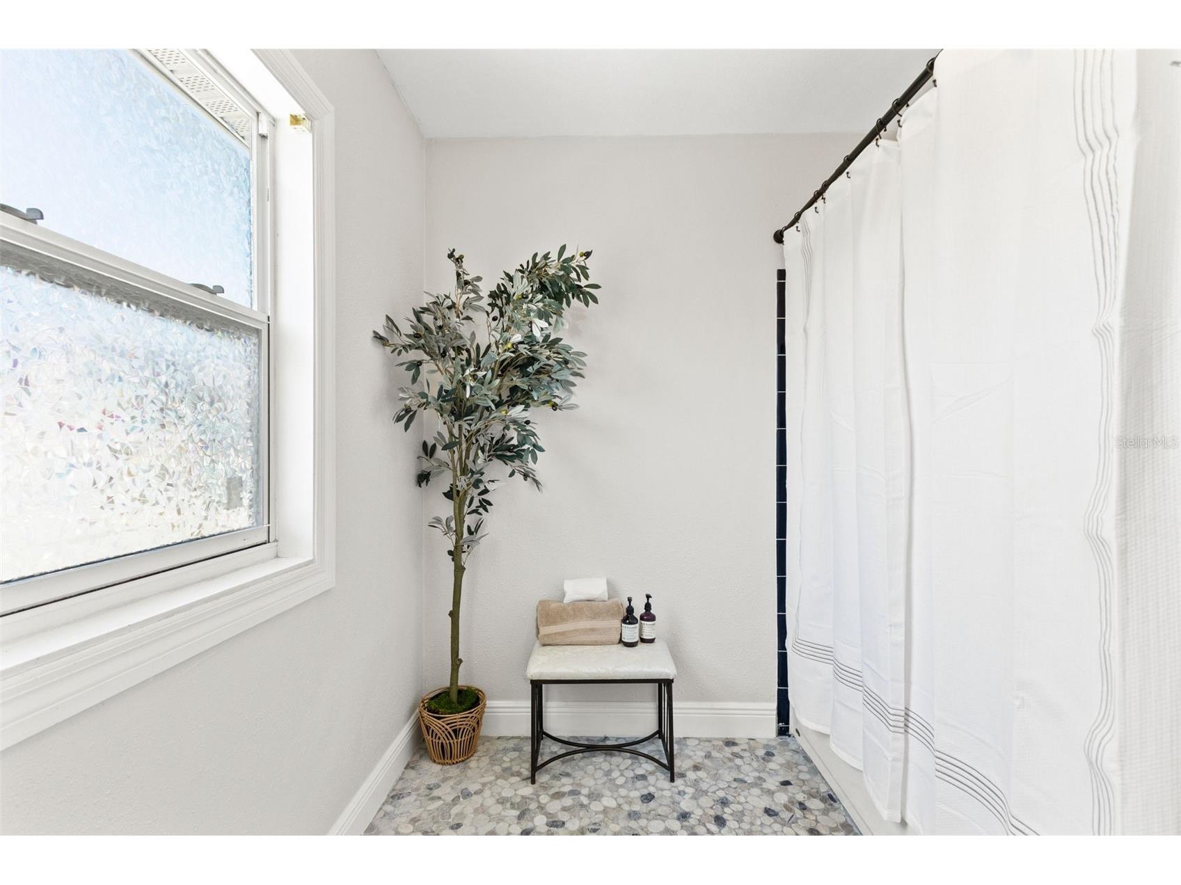 785 23rd Avenue N Saint Petersburg FL 33704 TB8444992 image30