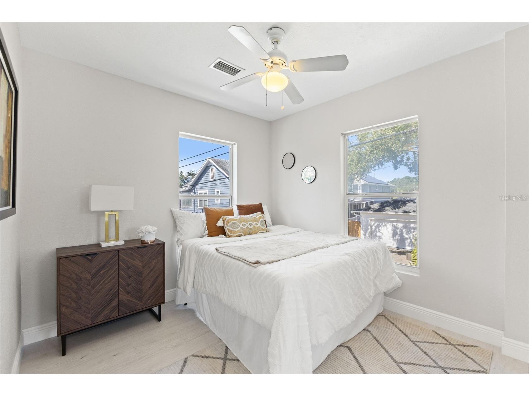 785 23rd Avenue N Saint Petersburg FL 33704 TB8444992 image35