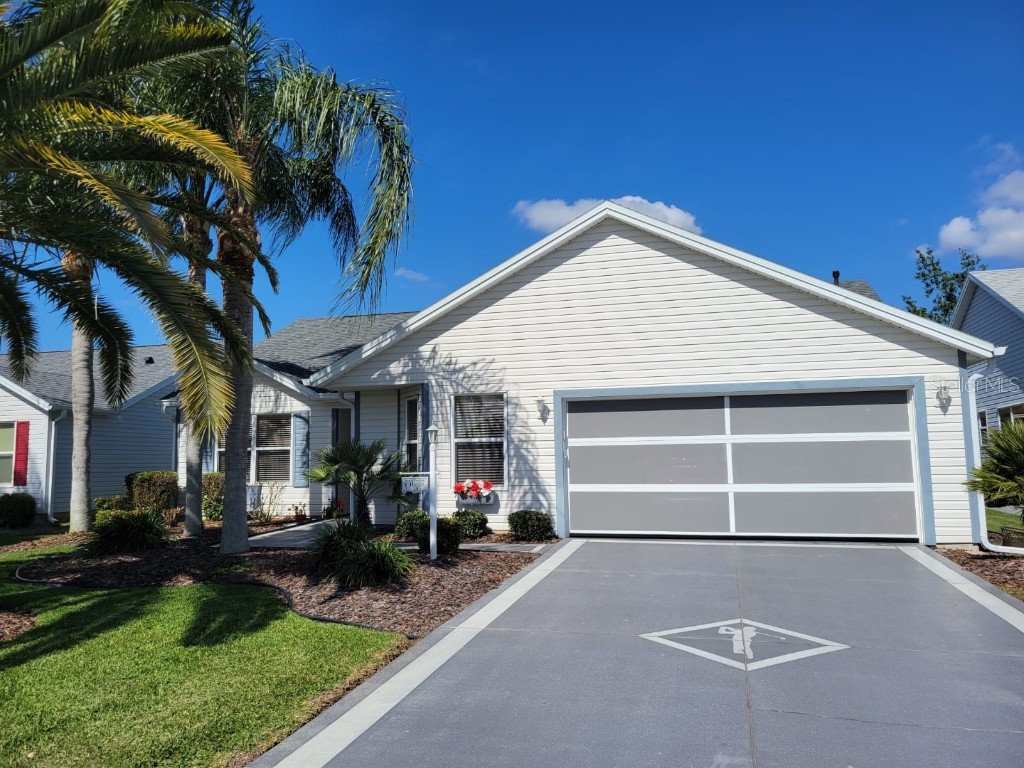 785 Castleberry Circle The Villages FL 32162 O6089844 image1