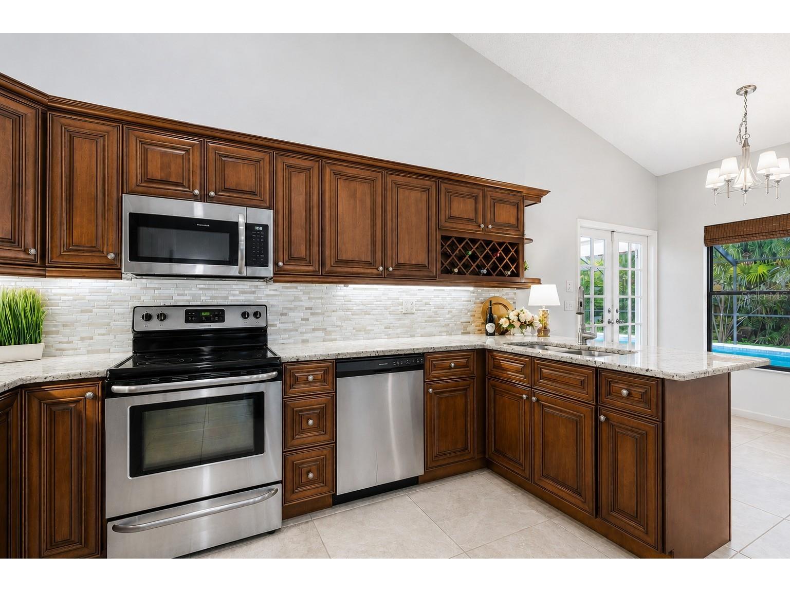 785 Centerwood Drive Tarpon Springs FL 34688 TB8529279 image17