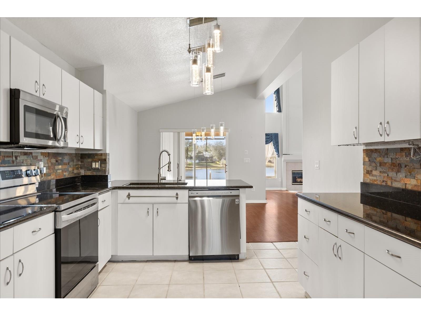785 Pickfair Terrace Lake Mary FL 32746 - Magic Lake O6387930 image18