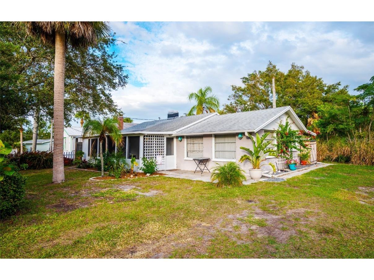 785 Spruce Street Englewood FL 34223 D6133338 image1