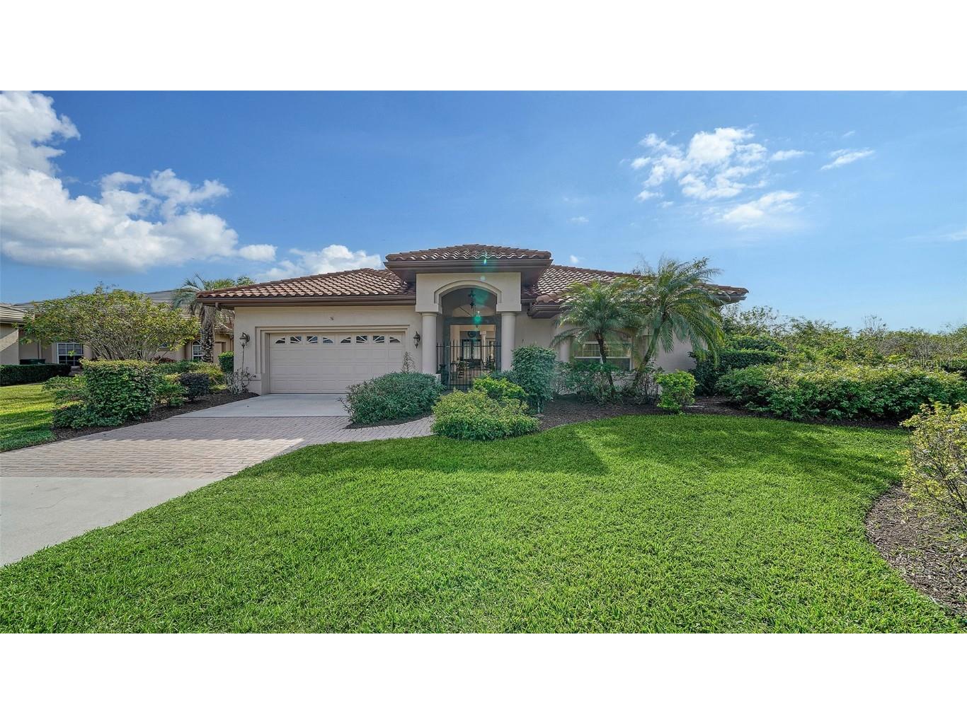 7851 Allen Robertson Place Sarasota FL 34240 A4633890 image1