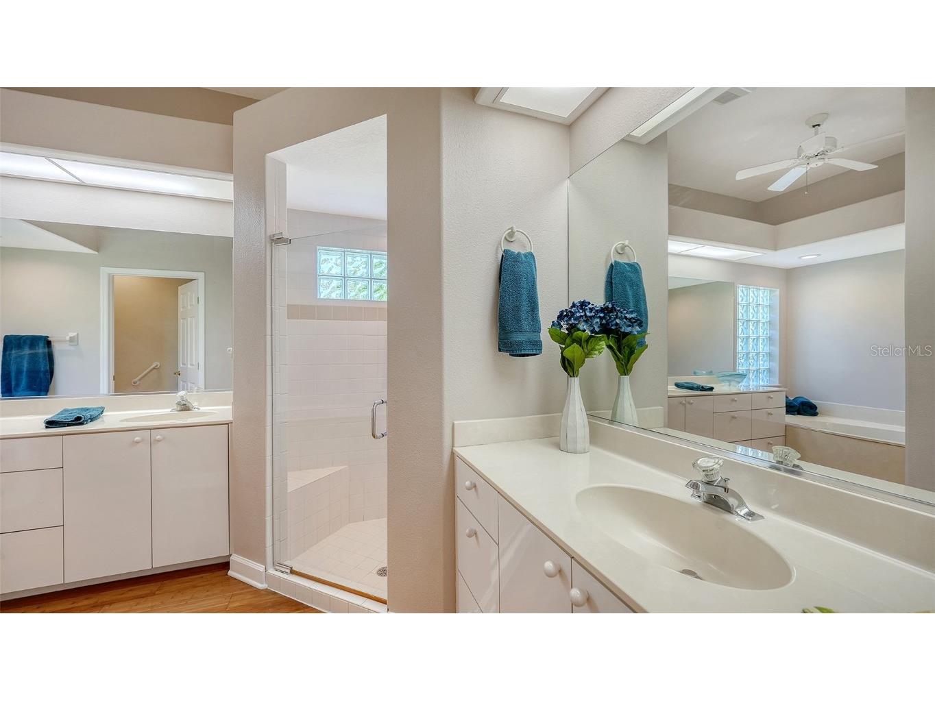 7853 Chick Evans Place Sarasota FL 34240 A4668785 image10