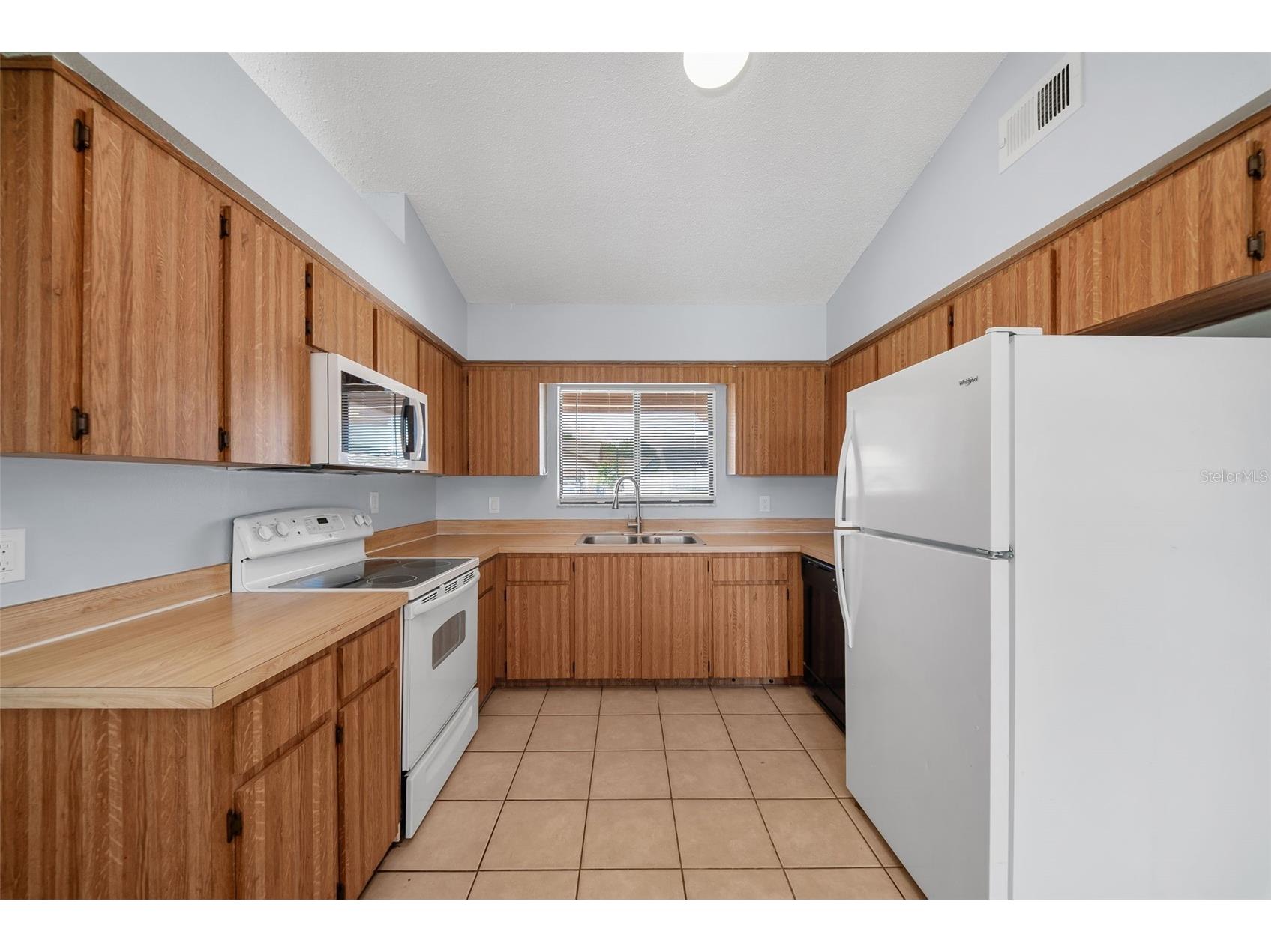 7853 Kensingham Court Orlando FL 32835 O6422289 image15