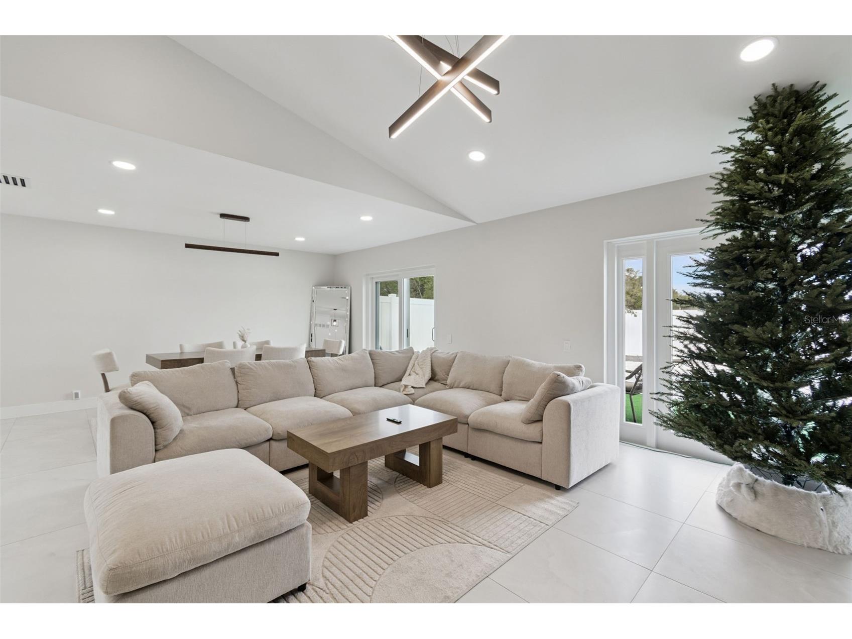 7853 Sundown Drive Saint Petersburg FL 33709 TB8455061 image13