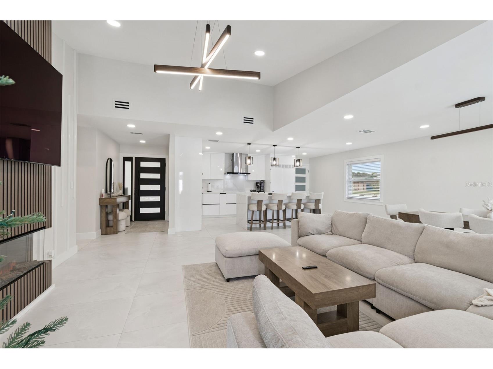 7853 Sundown Drive Saint Petersburg FL 33709 TB8455061 image14