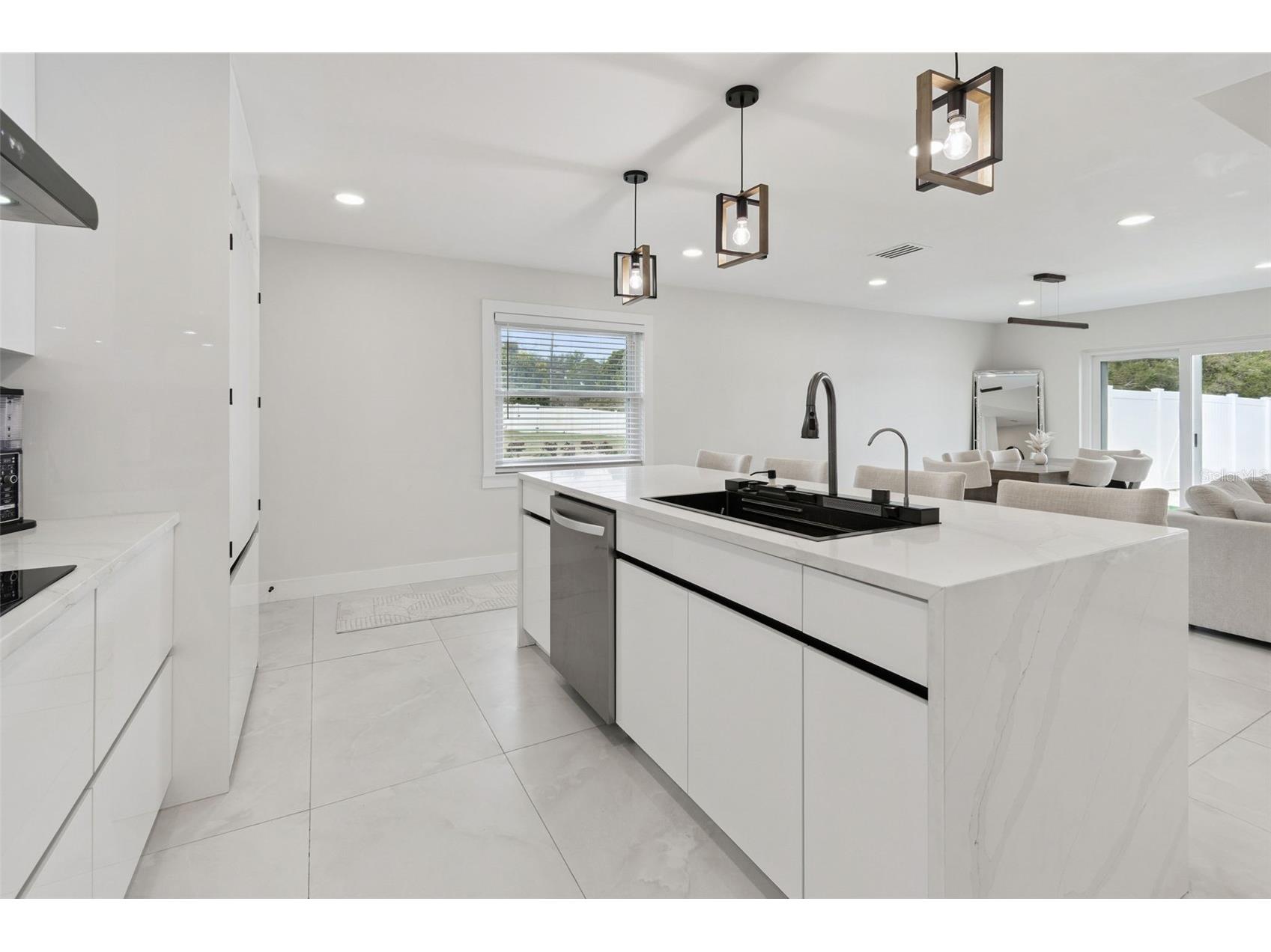 7853 Sundown Drive Saint Petersburg FL 33709 TB8455061 image17