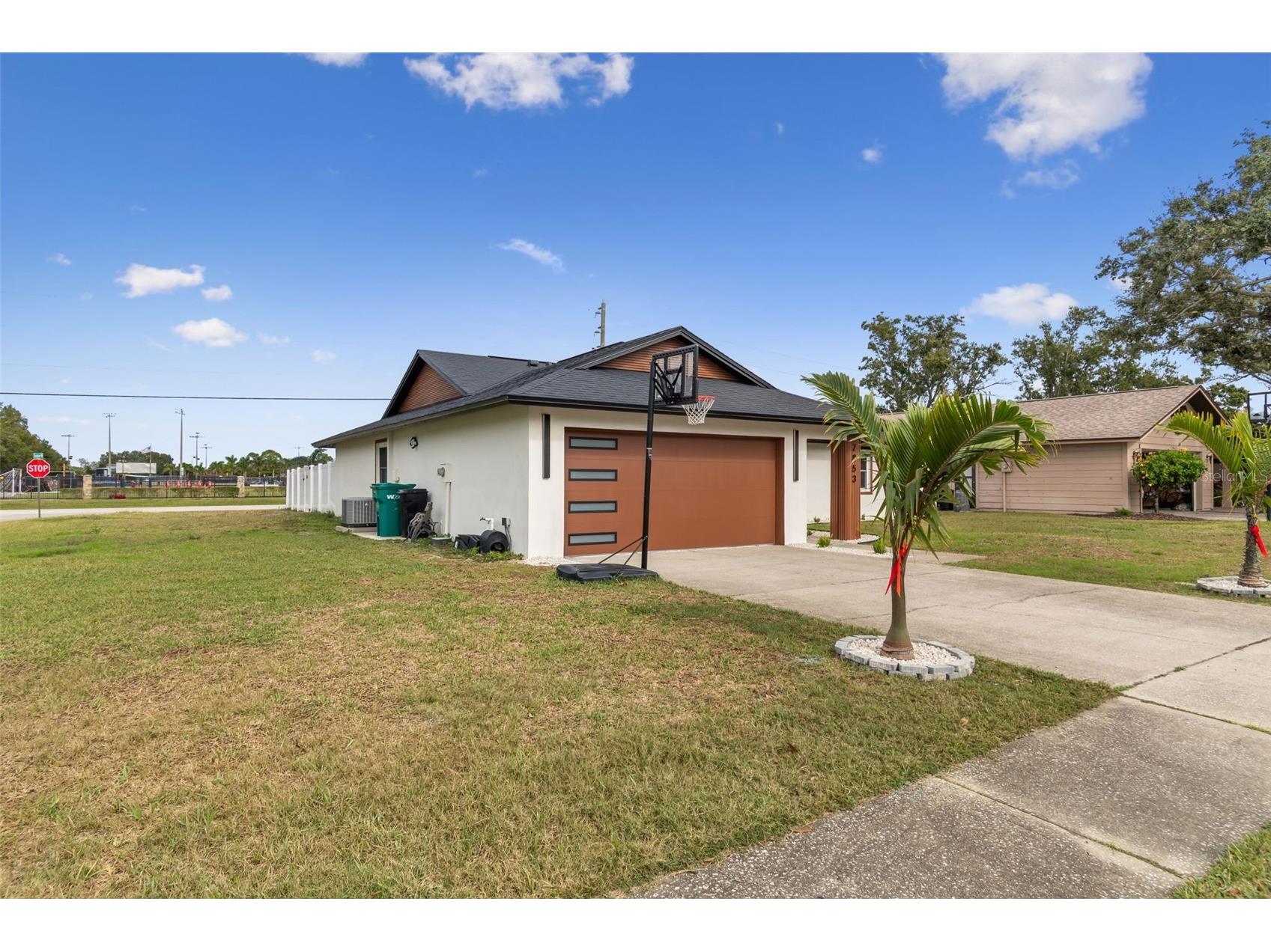 7853 Sundown Drive Saint Petersburg FL 33709 TB8455061 image2