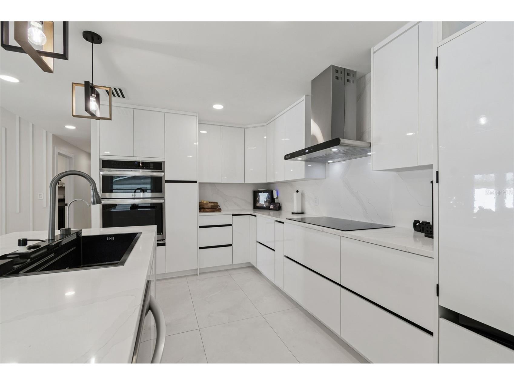 7853 Sundown Drive Saint Petersburg FL 33709 TB8455061 image20