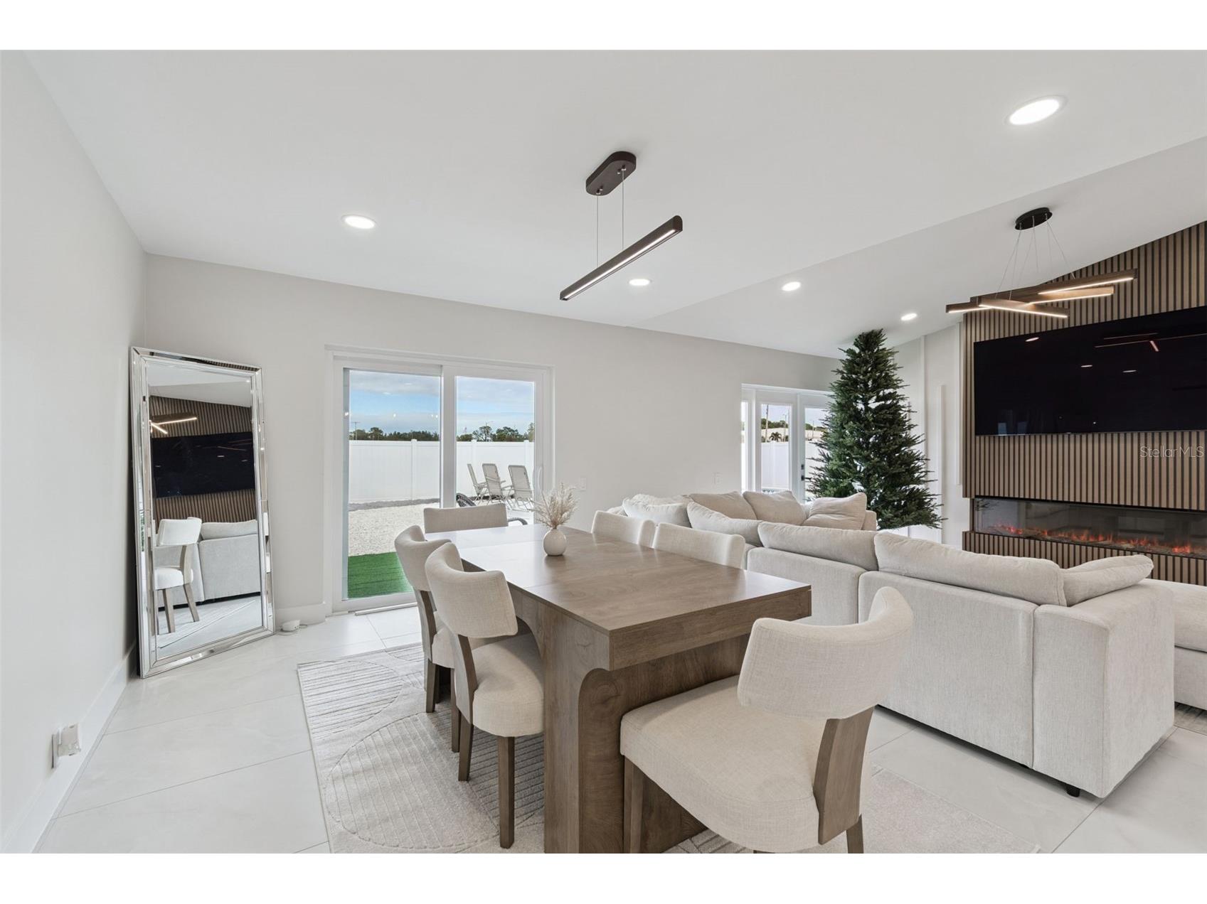 7853 Sundown Drive Saint Petersburg FL 33709 TB8455061 image21