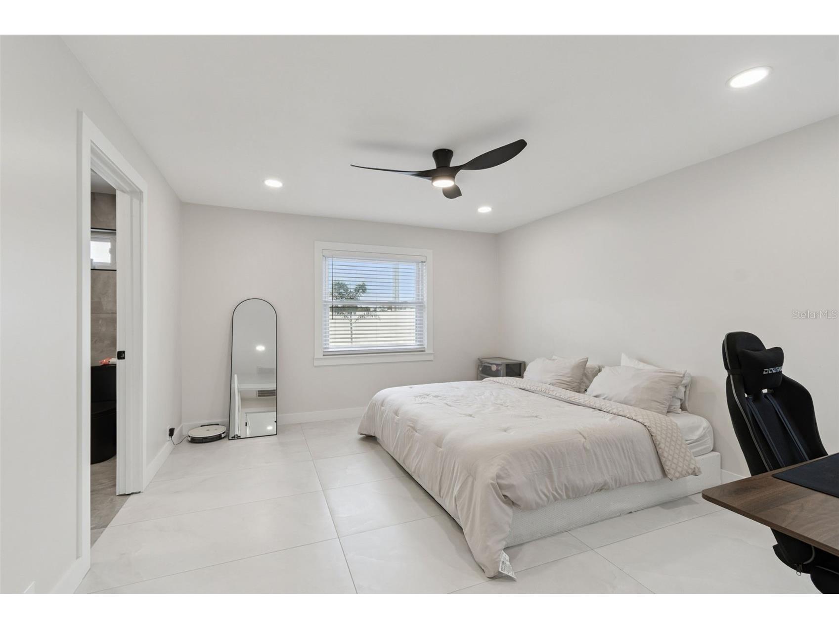 7853 Sundown Drive Saint Petersburg FL 33709 TB8455061 image28