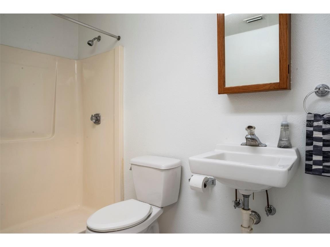 7855 62nd Way N Pinellas Park FL 33781 TB8444516 image46