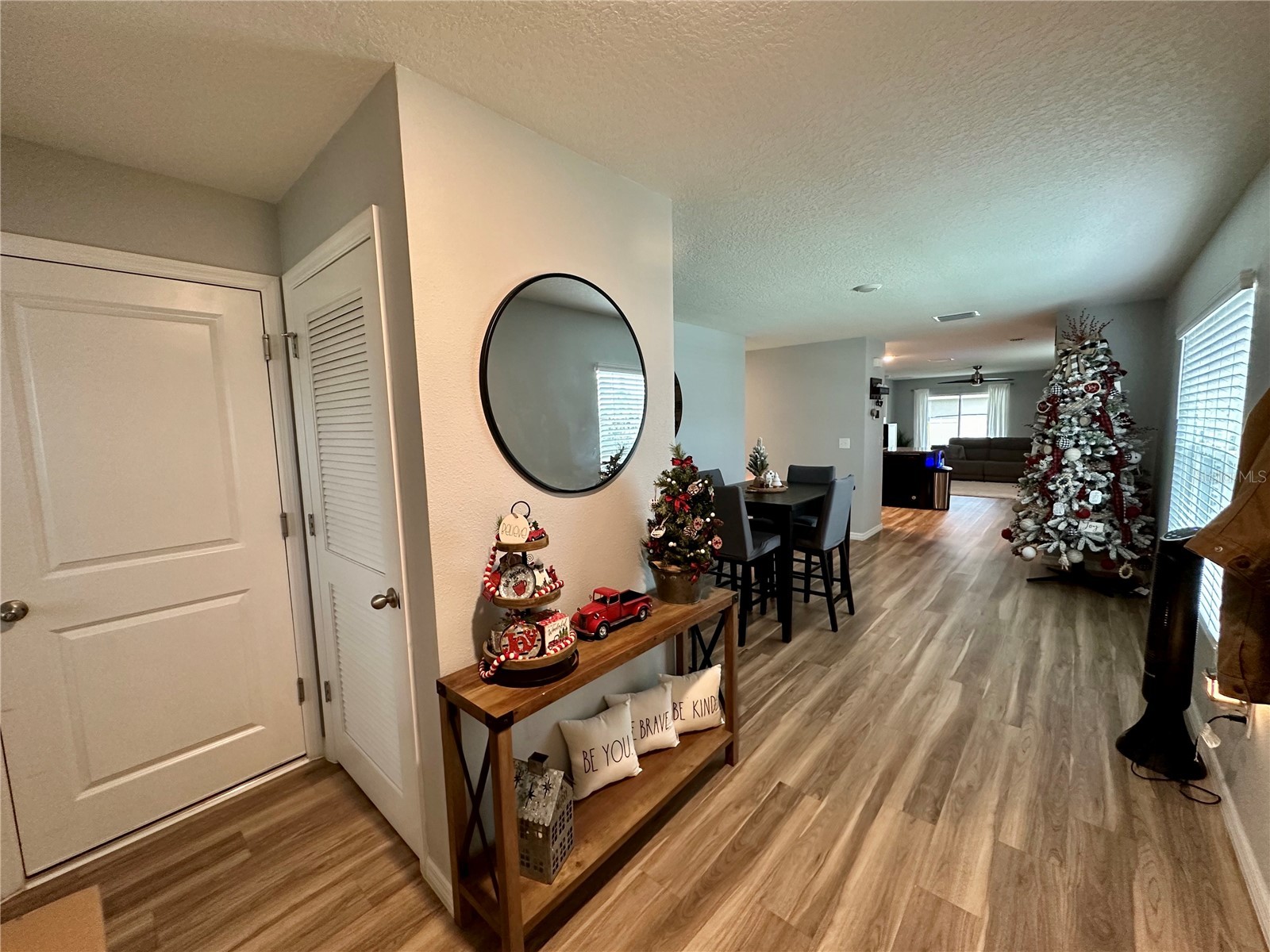 7855 Davie Ray Dr Zephyrhills FL 33540 T3505613 image5