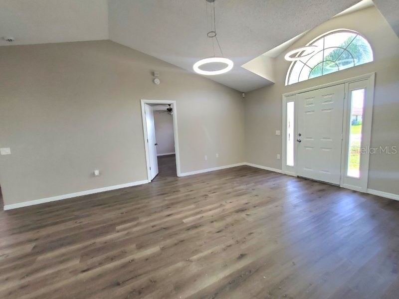 7855 W Price Boulevard North Port FL 34291 C7527919 image8