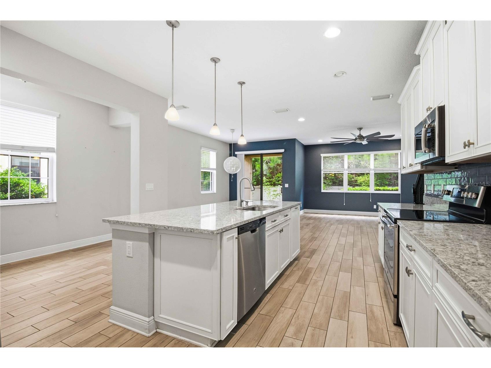7856 52nd Terrace E Bradenton FL 34203 A4698875 image7